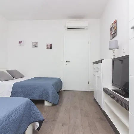 Sunny Stella Apartamento